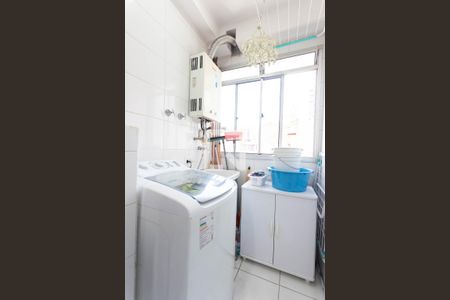 Apartamento à venda com 64m², 2 quartos e 1 vagaÁrea de Serviço