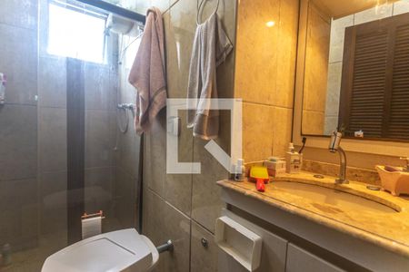 Apartamento à venda com 102m², 3 quartos e 2 vagasBanheiro social