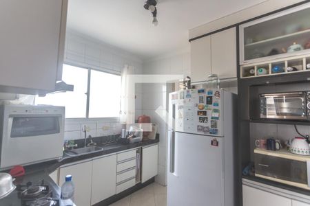 Apartamento à venda com 102m², 3 quartos e 2 vagasCozinha
