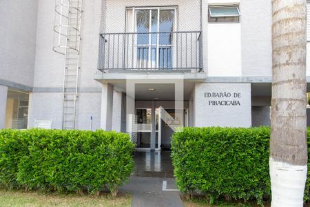 Apartamento para alugar com 72m², 2 quartos e 1 vaga Apartamento para alugar com 72m², 2 quartos e 1 vagaFachada do bloco