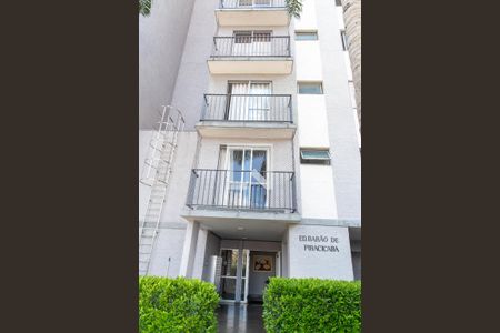 Apartamento para alugar com 72m², 2 quartos e 1 vaga Apartamento para alugar com 72m², 2 quartos e 1 vagaFachada do bloco