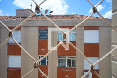 Quarto - Vista de apartamento para alugar com 1 quarto, 35m² em Passo da Areia, Porto Alegre