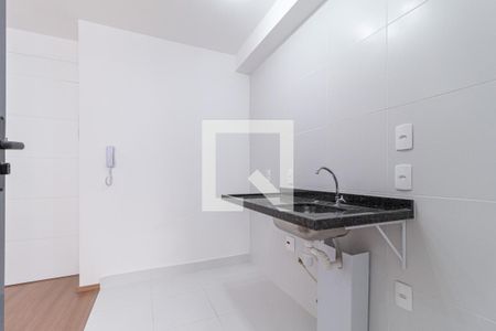 Apartamento para alugar com 48m², 2 quartos e 1 vaga Apartamento para alugar com 48m², 2 quartos e 1 vagaCozinha e área de serviço