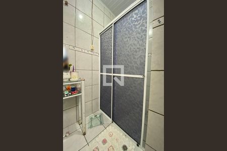 Casa à venda com 140m², 4 quartos e 2 vagasBanheiro da Suíte