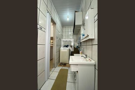 Casa à venda com 140m², 4 quartos e 2 vagasBanheiro Social