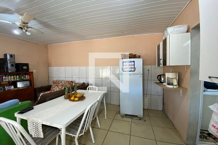 Casa à venda com 140m², 4 quartos e 2 vagasCozinha