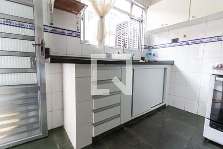 Casa para alugar com 100m², 1 quarto e 2 vagasDetalhe da cozinha