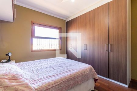Casa à venda com 235m², 3 quartos e 6 vagasQuarto 3 - Suíte