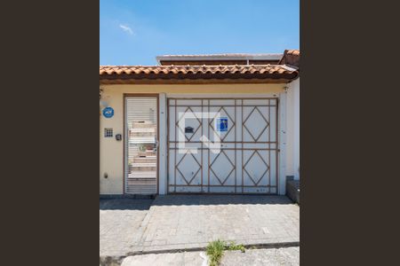 Casa à venda com 235m², 3 quartos e 6 vagasFachada da Casa