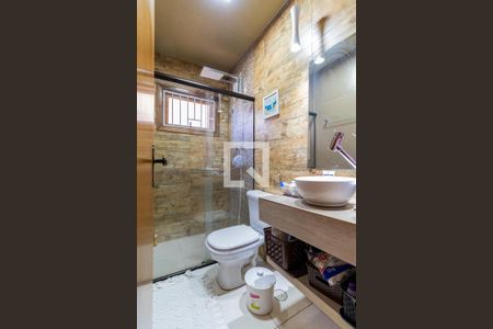 Casa à venda com 235m², 3 quartos e 6 vagasBanheiro do Corredor