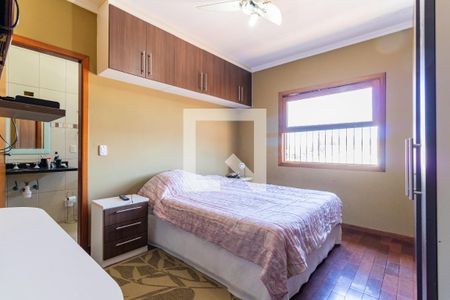 Casa à venda com 235m², 3 quartos e 6 vagasQuarto 3 - Suíte