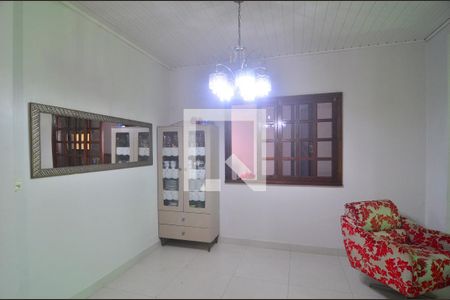 Sala de casa à venda com 2 quartos, 102m² em Mathias Velho, Canoas