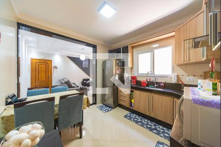 Apartamento à venda com 130m², 2 quartos e 2 vagas Apartamento à venda com 130m², 2 quartos e 2 vagasCozinha