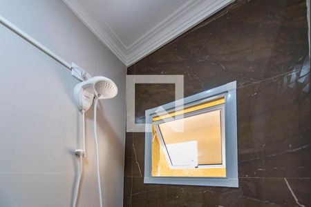 Apartamento à venda com 130m², 2 quartos e 2 vagas Apartamento à venda com 130m², 2 quartos e 2 vagasChuveiro