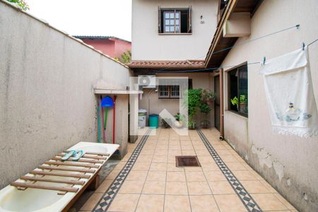 Casa à venda com 344m², 3 quartos e 5 vagasQuintal