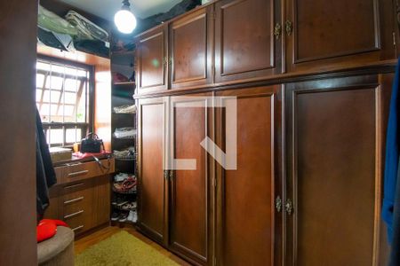 Casa à venda com 344m², 3 quartos e 5 vagasCloset da suíte