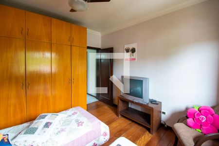 Casa à venda com 344m², 3 quartos e 5 vagasQuarto 2