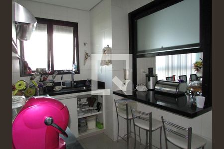 Apartamento à venda com 134m², 4 quartos e 3 vagas