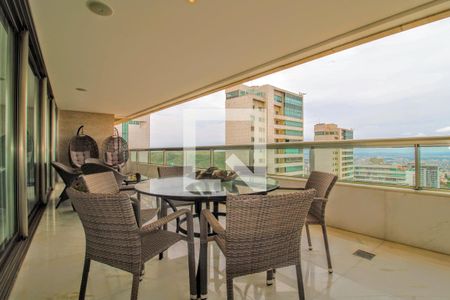 Apartamento à venda com 4 quartos, 305m² em Belvedere, Belo Horizonte