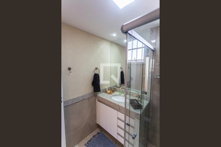 Apartamento à venda com 60m², 2 quartos e 2 vagasBanheiro Social