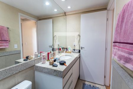 Apartamento à venda com 60m², 2 quartos e 2 vagasBanheiro da Suíte