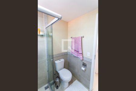 Apartamento à venda com 60m², 2 quartos e 2 vagasBanheiro Social