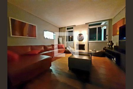 Casa de Condomínio à venda com 5 quartos, 1050m² em Alphaville, Nova Lima