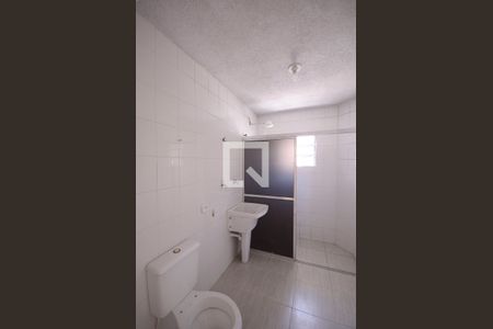 Banheiro de casa para alugar com 1 quarto, 55m² em São João Clímaco, São Paulo