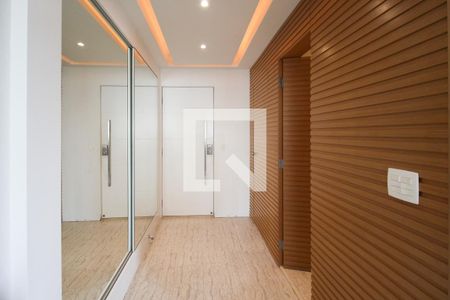 Corredor e Entrada  de apartamento à venda com 3 quartos, 158m² em Vila Olímpia, São Paulo