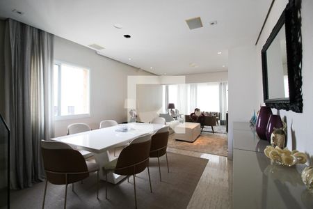 Sala de apartamento à venda com 3 quartos, 158m² em Vila Olímpia, São Paulo