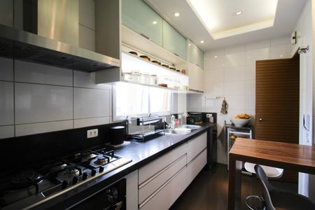 Apartamento à venda com 158m², 3 quartos e 2 vagasCozinha