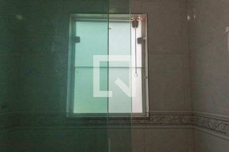 Casa à venda com 350m², 6 quartos e 4 vagasBanheiro da Suíte 2