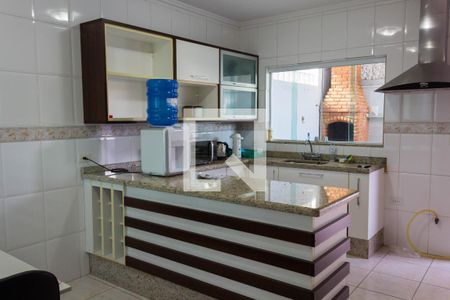 Casa à venda com 350m², 6 quartos e 4 vagasCozinha