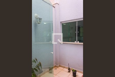 Casa à venda com 350m², 6 quartos e 4 vagasSala