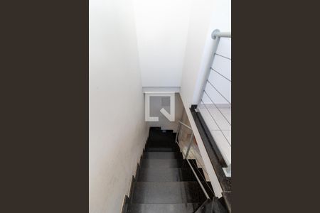 Escada de casa de condomínio à venda com 2 quartos, 60m² em Vila Dom Pedro Ii, São Paulo