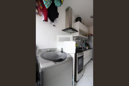 Apartamento à venda com 70m², 2 quartos e 1 vagaÁrea de Serviço