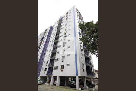 Apartamento à venda com 70m², 2 quartos e 1 vagaFachada