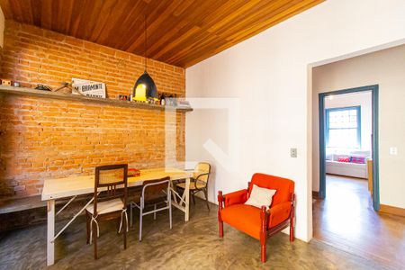 Sala de casa à venda com 3 quartos, 165m² em Bela Vista, São Paulo