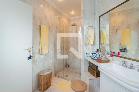 Apartamento à venda com 157m², 3 quartos e 1 vagaBanheiro da Suíte