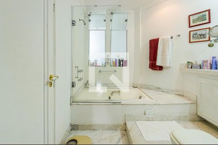 Apartamento à venda com 157m², 3 quartos e 1 vagaBanheiro Social