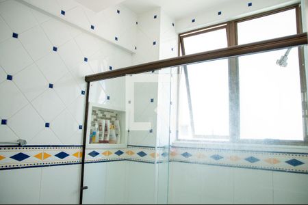 Apartamento à venda com 280m², 4 quartos e 2 vagas Apartamento à venda com 280m², 4 quartos e 2 vagasBanheiro da Suíte 2