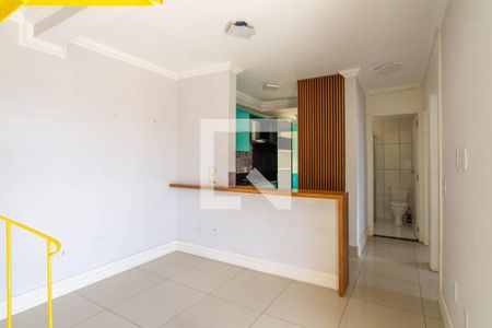 Sala de apartamento para alugar com 2 quartos, 77m² em Vila Nova Bonsucesso, Guarulhos