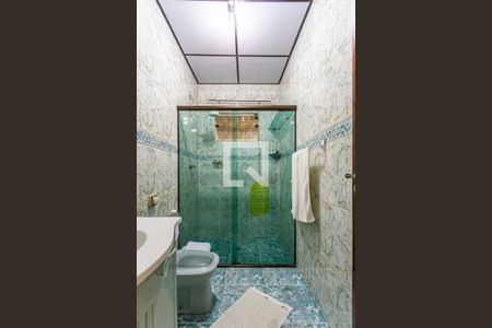 Casa à venda com 300m², 3 quartos e 2 vagasBanheiro