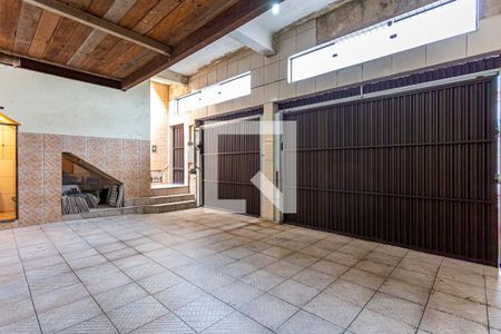 Casa à venda com 300m², 3 quartos e 2 vagasGaragem