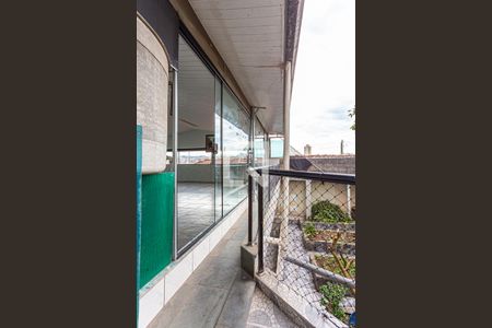 Casa à venda com 300m², 3 quartos e 2 vagasAcesso Salão de Festas