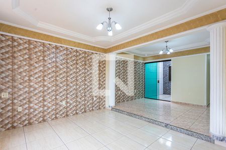 Sala de casa à venda com 3 quartos, 300m² em Jardim Santo André, Santo André