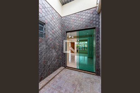 Casa à venda com 300m², 3 quartos e 2 vagasÁrea de Inverno