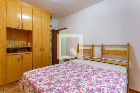 Casa à venda com 300m², 3 quartos e 2 vagasSuite