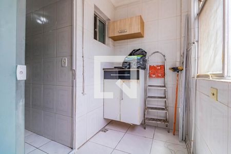 Apartamento à venda com 60m², 2 quartos e 1 vaga Apartamento à venda com 60m², 2 quartos e 1 vagaÁrea de serviço