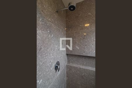 Apartamento para alugar com 180m², 2 quartos e 2 vagasBanheiro do Quarto 2